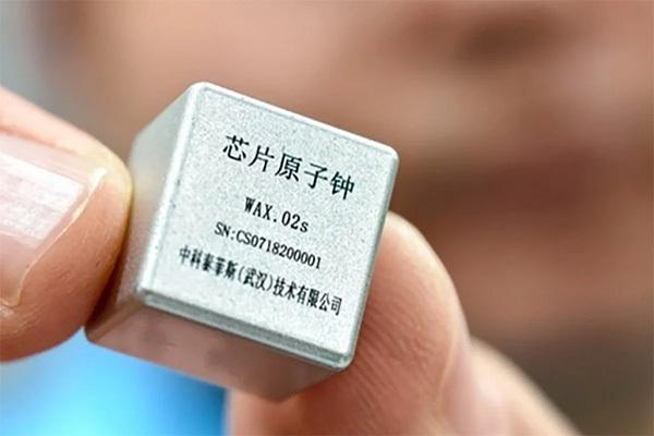  中国科研团队突破极限；世界最小芯片原子钟问世；高精度时频技术迎来新篇章。 IT技术