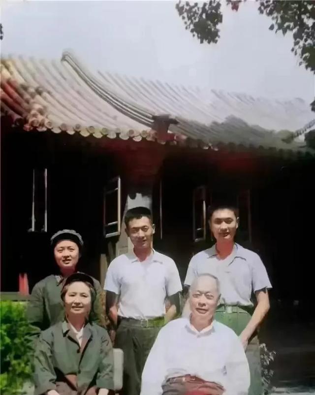  从“阑尾炎”到肠癌晚期：1971年那场改变历史的医疗诊断悲剧 新闻