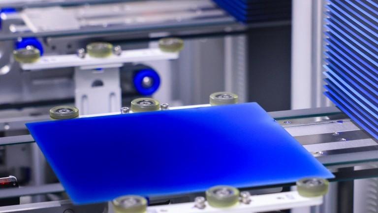  【深度复盘】从补贴依赖到市场化突围：一位从业者的光伏行业十年剧变亲历记 股票财经