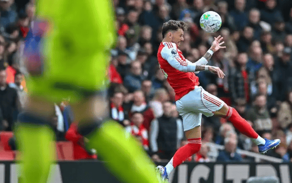  战术溃败根源深度解析：阿森纳后防体系为何在关键战中失效 体育新闻